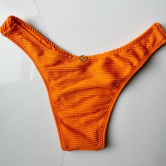 NWT Vix Dune Cheeky Bandeau Orange Bikini Set Size Small - Picture 3 of 4